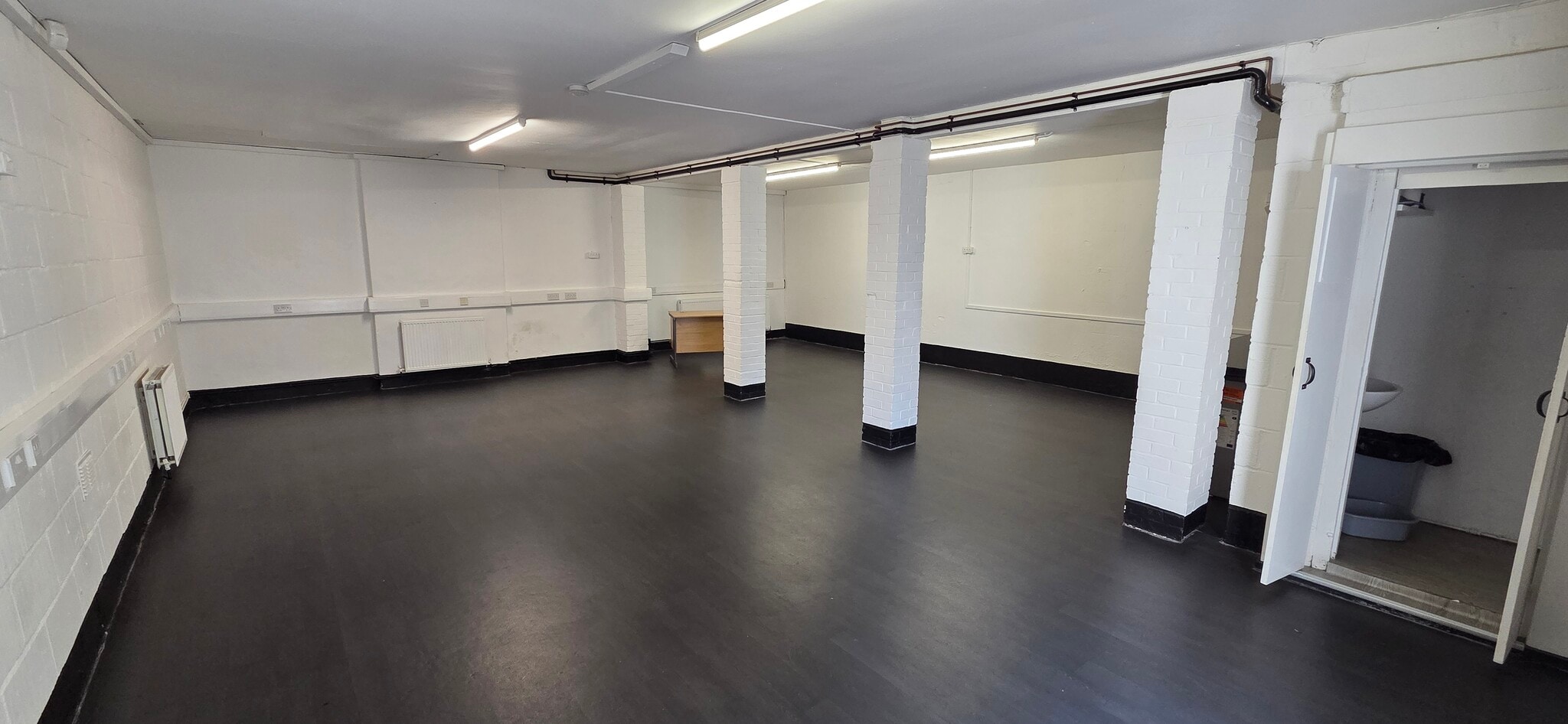 95 Cavendish Pl, Eastbourne to rent Building Photo- Image 1 of 7