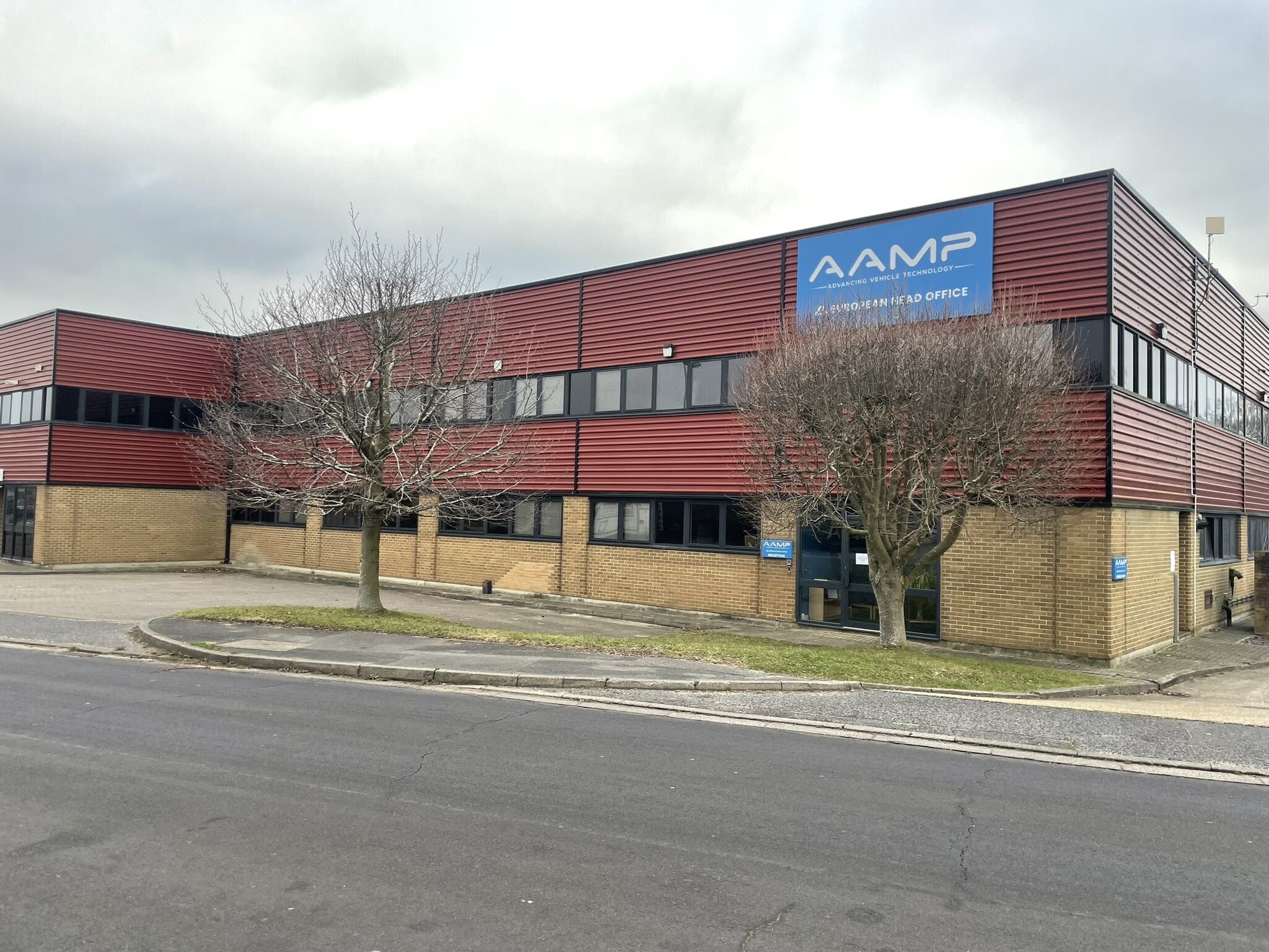 Woolmer Way, Bordon to rent Building Photo- Image 1 of 8