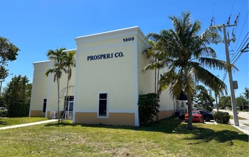 1300 Wallace Dr, Delray Beach, FL for sale Building Photo- Image 1 of 16