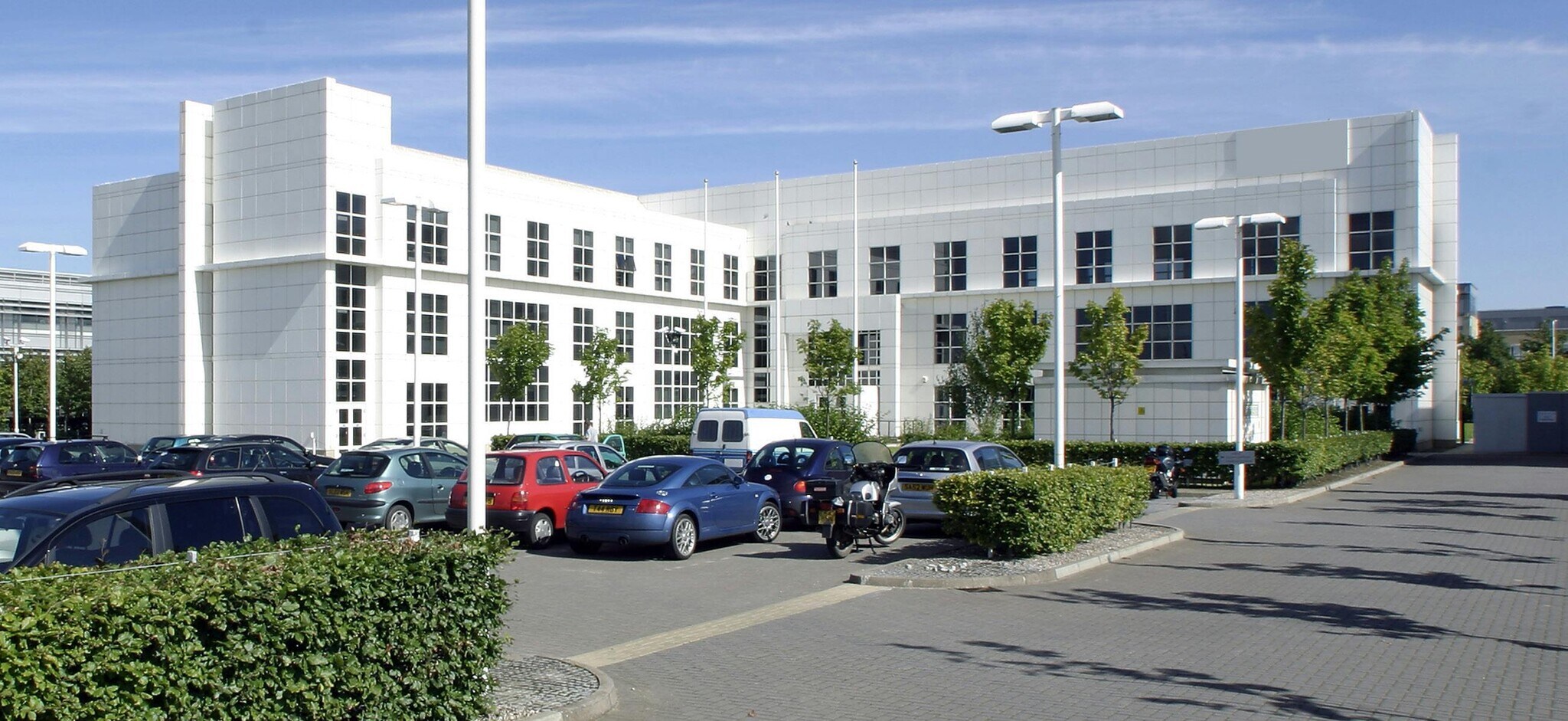 1 Lochside Av, Edinburgh to rent Building Photo- Image 1 of 19