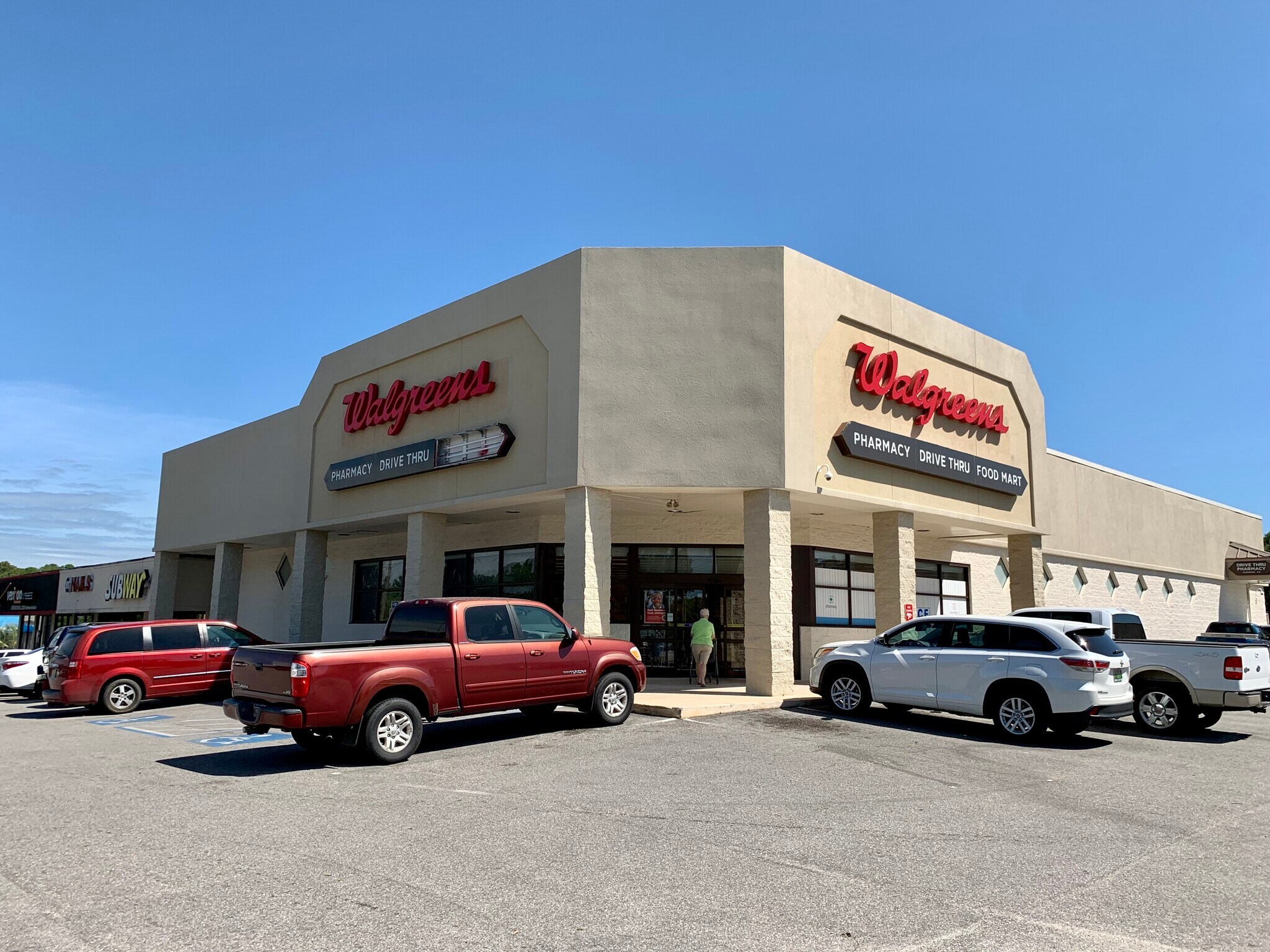 7880 Moffett Rd, Semmes, AL to rent Building Photo- Image 1 of 10