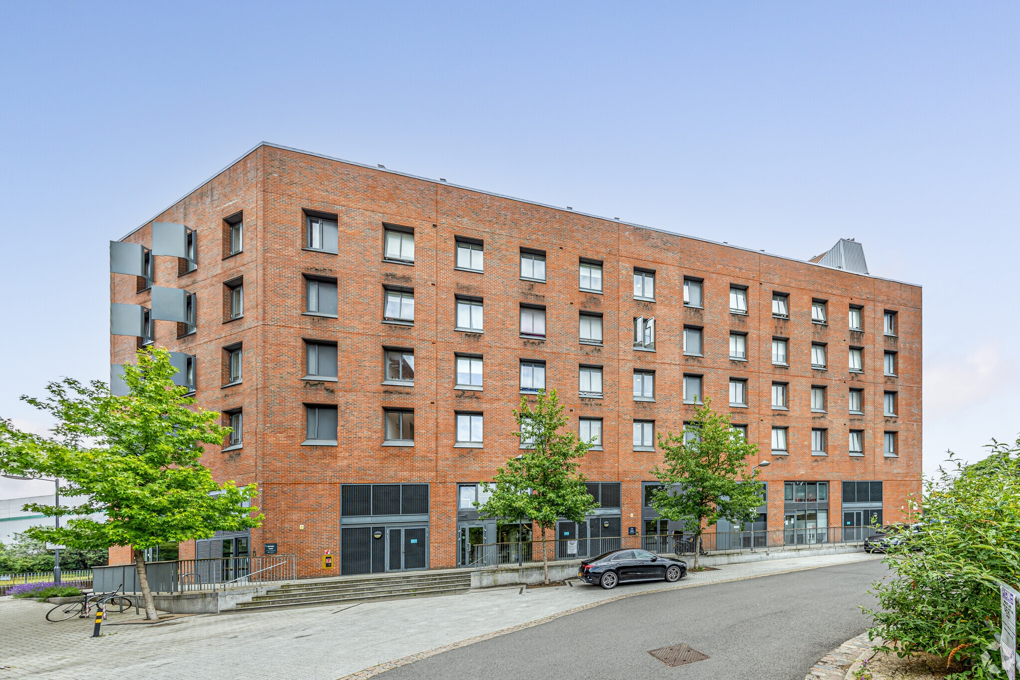 28 Navigation Rd, London to rent Primary Photo- Image 1 of 9