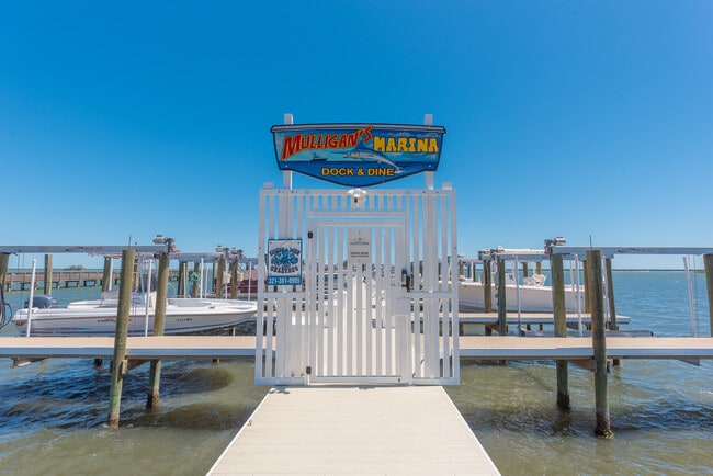 More details for 806 Indian River Dr, Sebastian, FL - Specialist for Sale