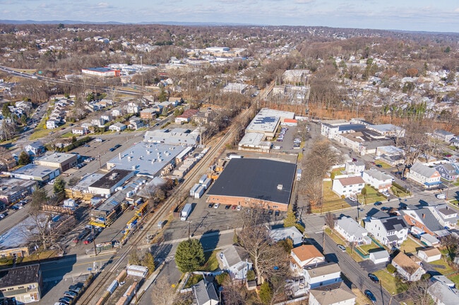 More details for 185 Van Winkle Ave, Hawthorne, NJ - Industrial for Auction