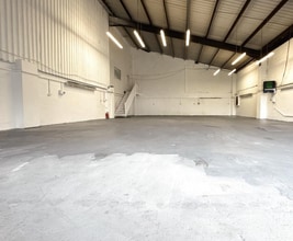 Canal Rd, Aberdare to rent Interior Photo- Image 1 of 7