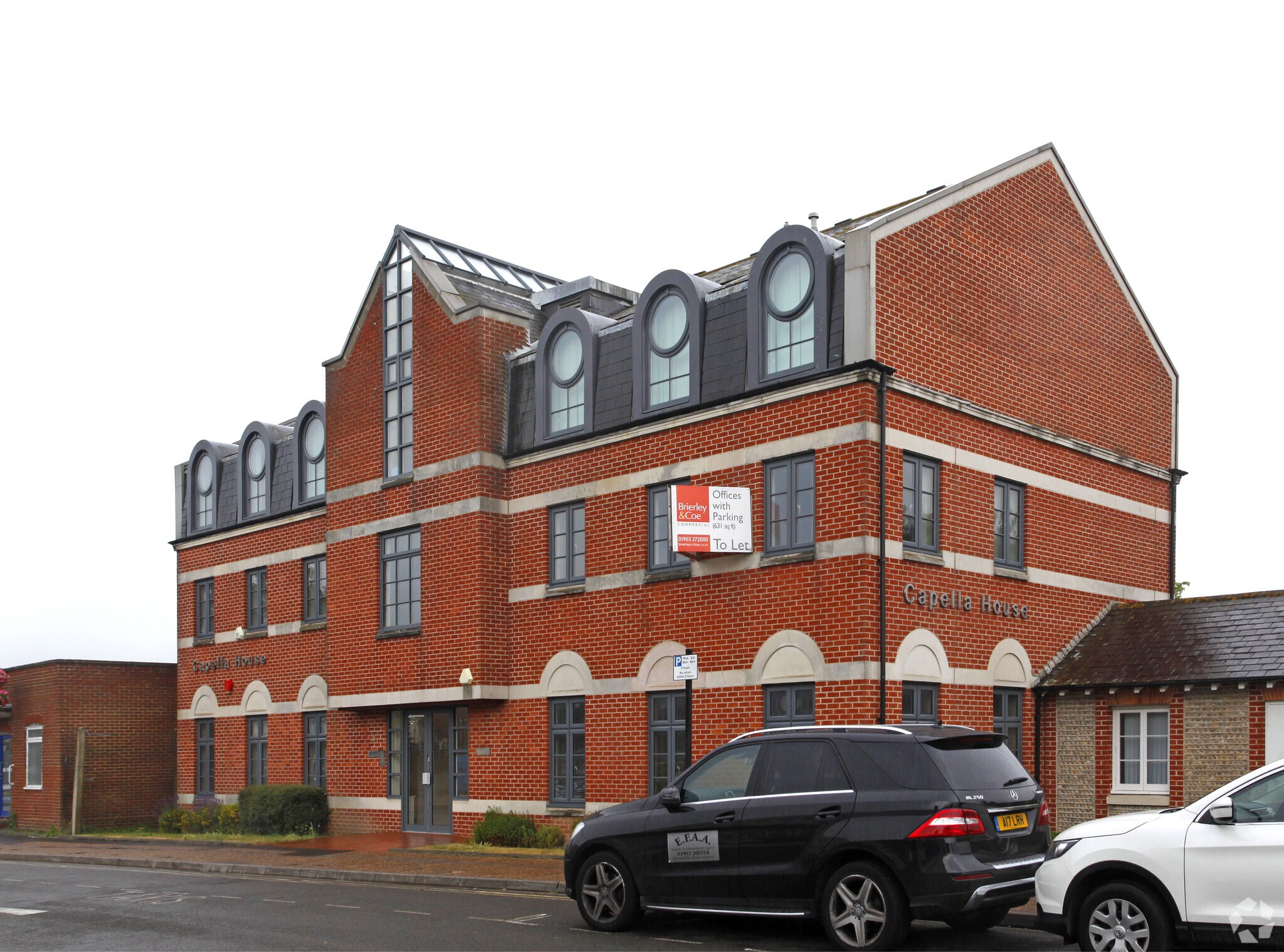 4 Railway Appr, Worthing for sale Primary Photo- Image 1 of 1