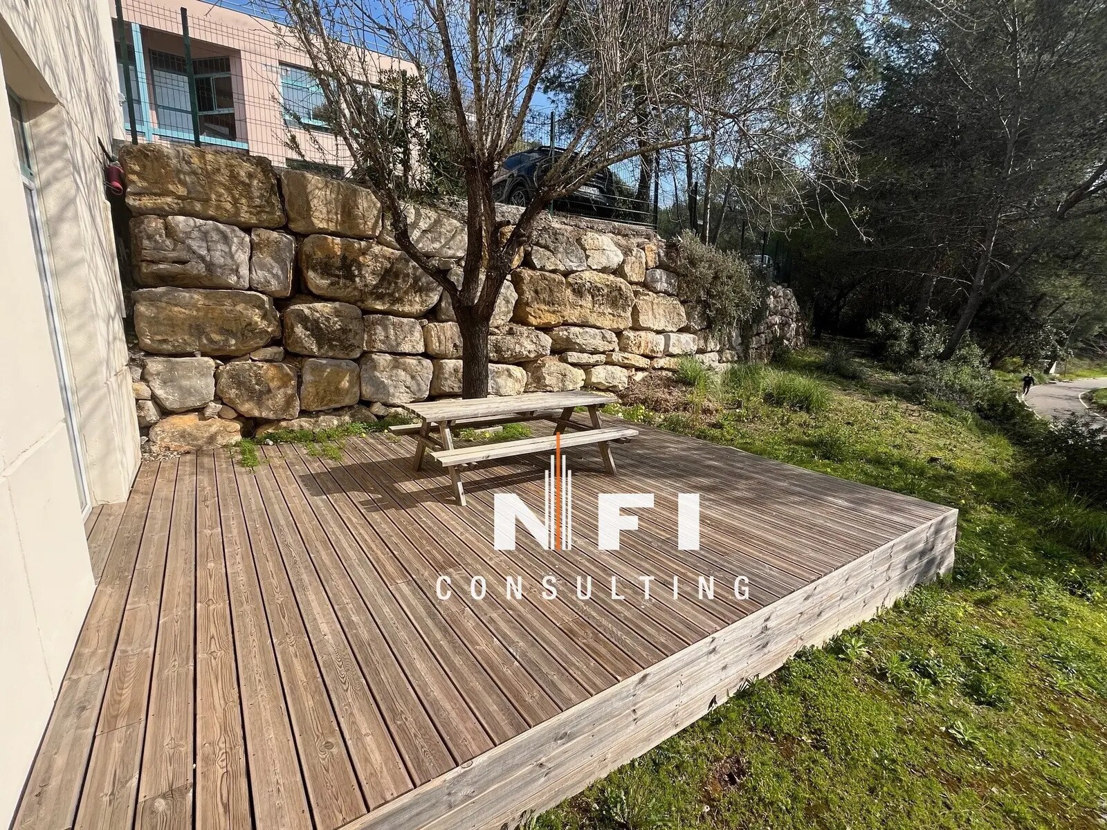 Office in Valbonne to rent Building Photo- Image 1 of 11