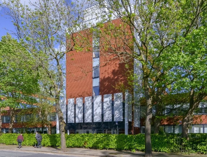 Talbot Rd, Manchester to rent Building Photo- Image 1 of 4