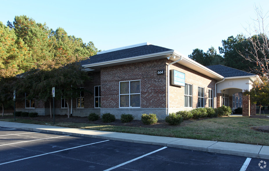 664 NC Highway 42 W, Clayton, NC for sale - Primary Photo - Image 1 of 1