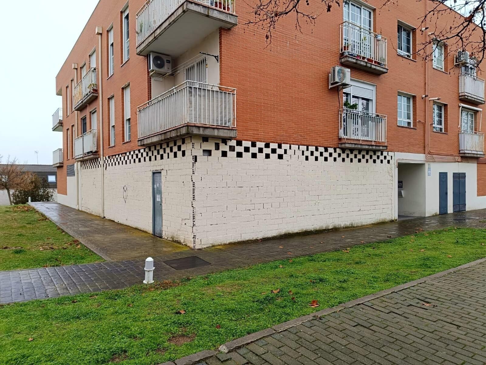 Retail in Illescas, Toledo to rent Primary Photo- Image 1 of 2