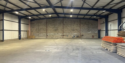 4 Orchardbank Industrial Est, Forfar to rent Interior Photo- Image 2 of 2