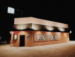 73839 Twentynine Palms, Twentynine Palms, CA for rent Building Photo- Image 1 of 9