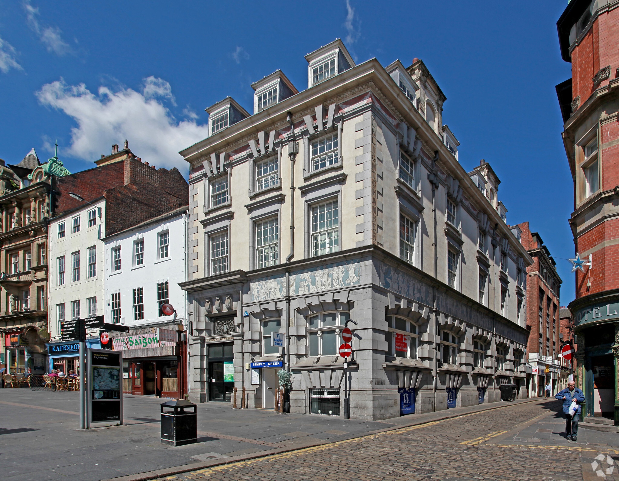2-4 Bigg Mark, Newcastle Upon Tyne to rent Building Photo- Image 1 of 5