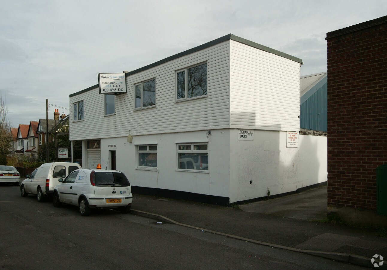 Clyde Rd, Wallington SM6 8PZ UK