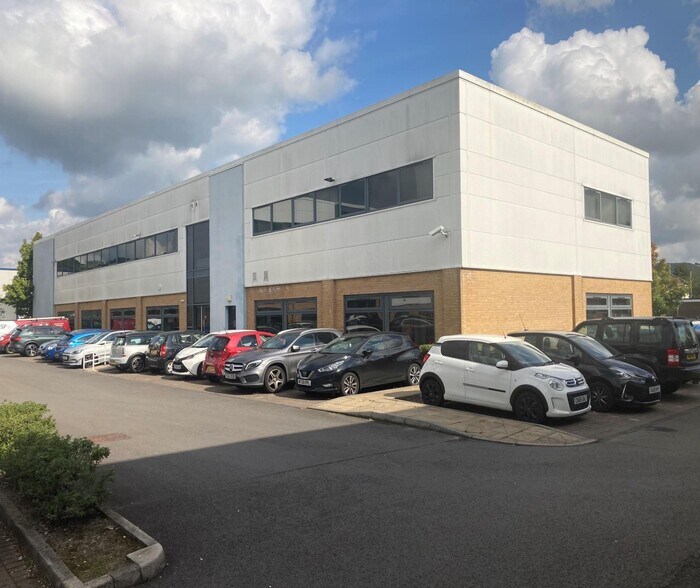 Pontygwindy Rd, Caerphilly to rent - Building Photo - Image 2 of 2