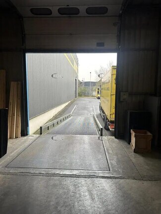 More details for Light Industrial to Rent