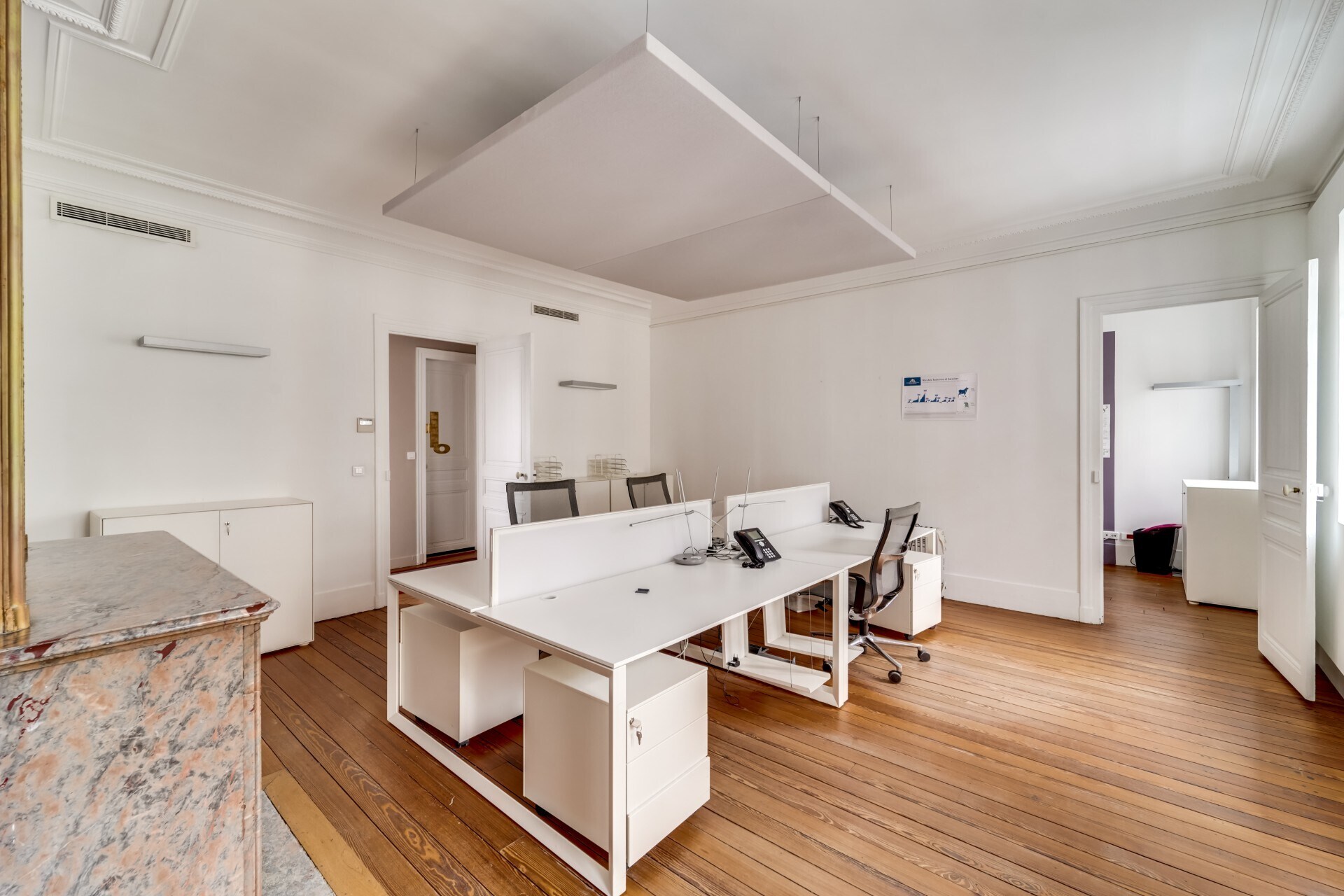 Office in Paris for sale Building Photo- Image 1 of 5