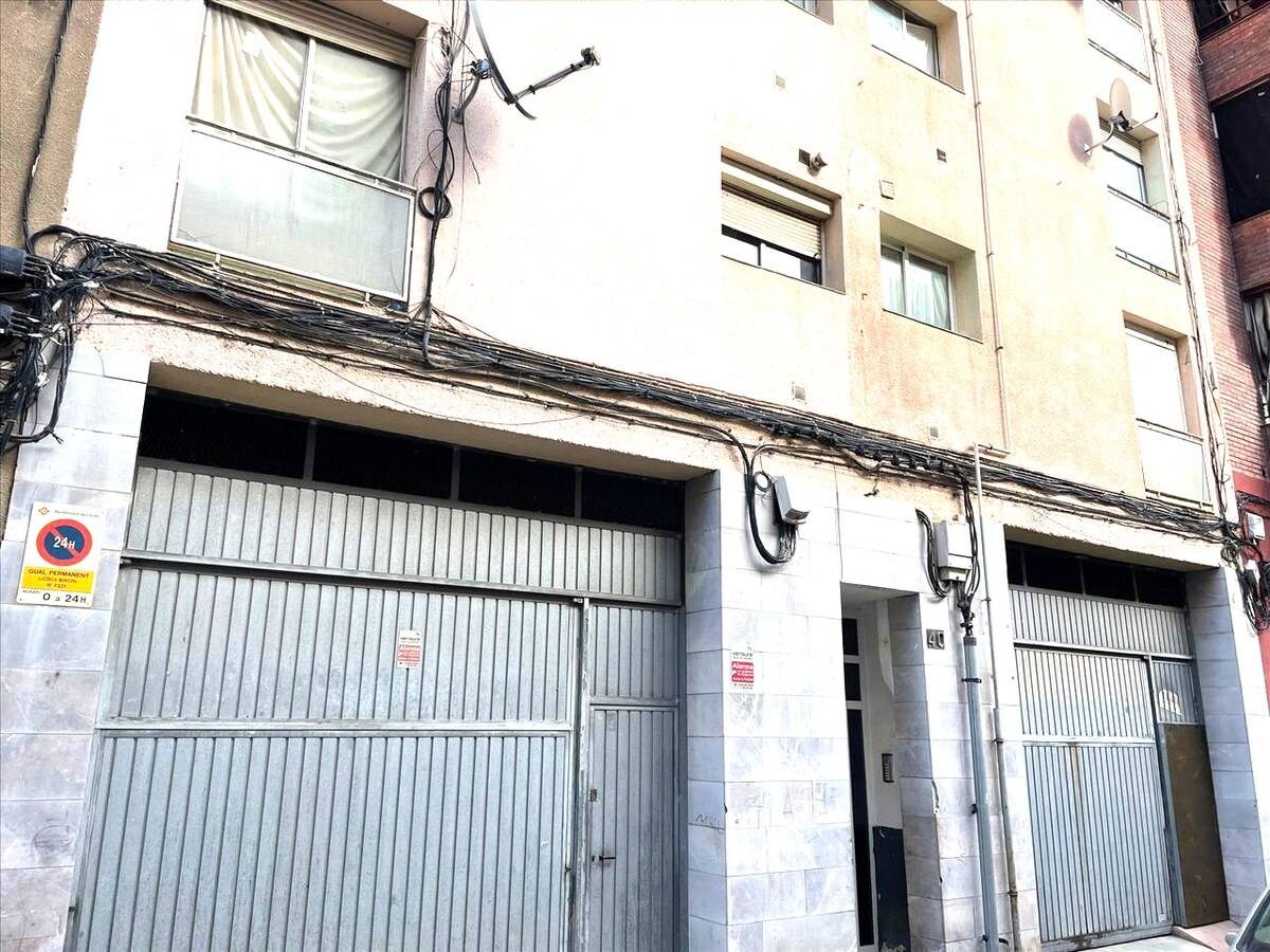 Lleida, LER 25003 - Unit 02 -  - Interior Photo - Image 2 of 12