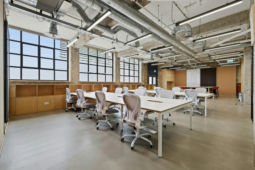 29A-33 Chatham Pl, London for sale - Building Photo - Image 1 of 1