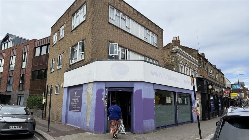 274-278 North End Rd, London to rent Building Photo- Image 1 of 2