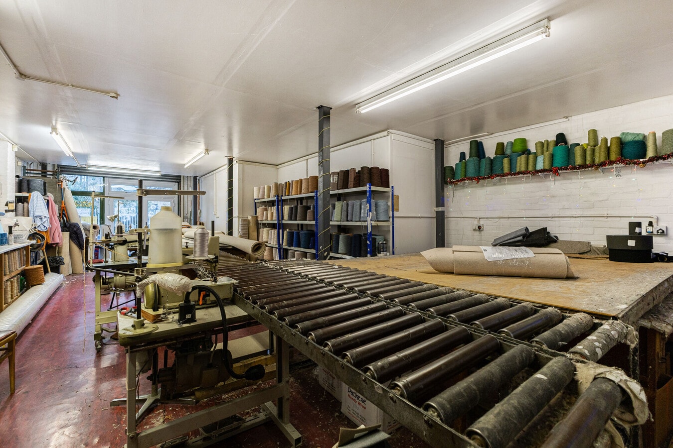 16 Lyon Rd, London, LND SW19 2RL - Unit 11 - - Interior Photo - Image 2 of 3