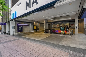 241 Peachtree St NE, Atlanta, GA to rent Building Photo- Image 2 of 5