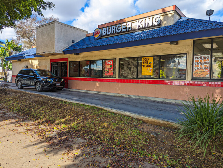 2051 E Florence Ave, Los Angeles, CA for sale - Building Photo - Image 1 of 1