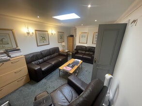 264 Sandbanks Rd, Poole to rent Interior Photo- Image 2 of 4