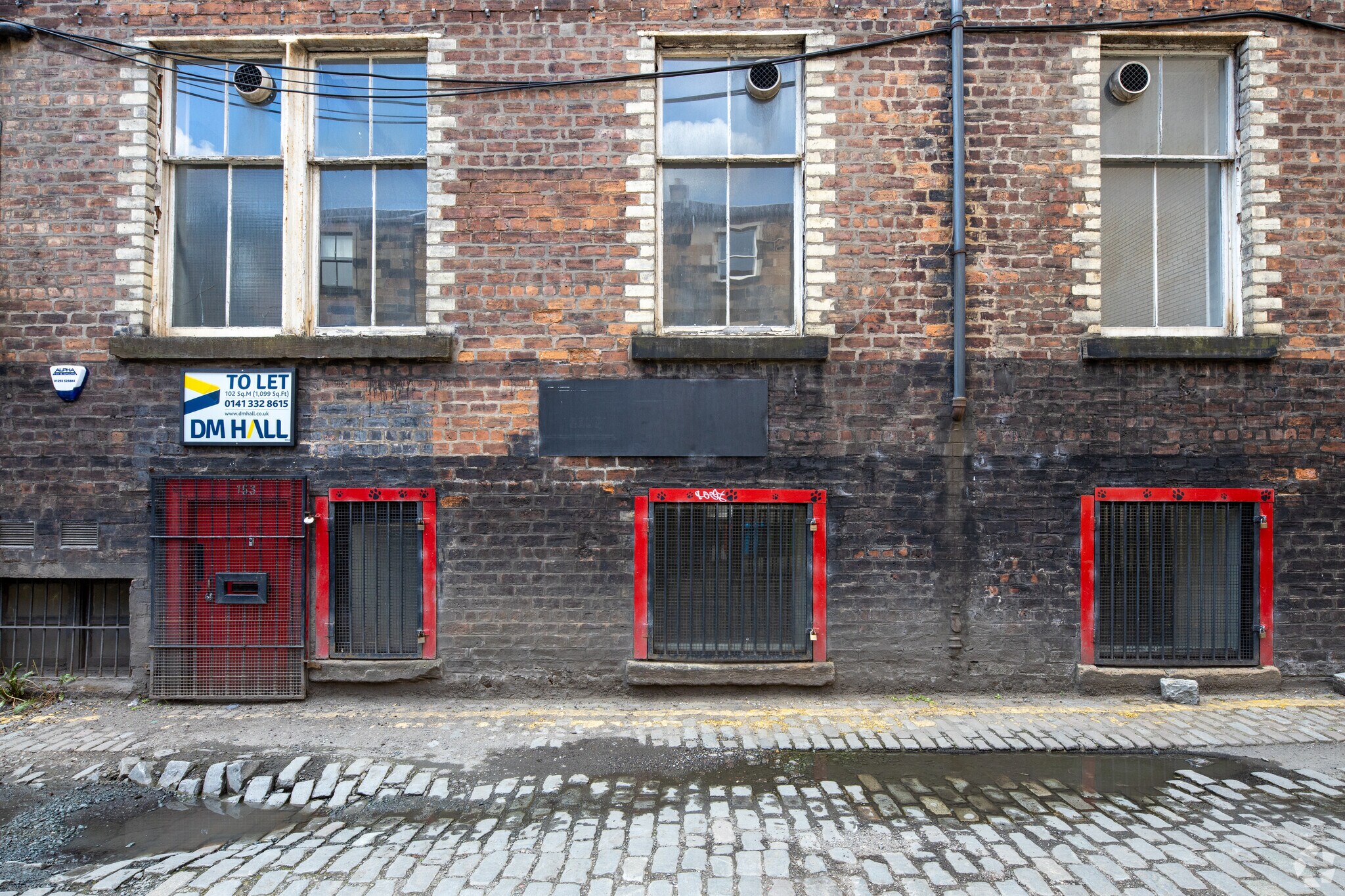 151-153 Bath Ln, Glasgow for sale Primary Photo- Image 1 of 1