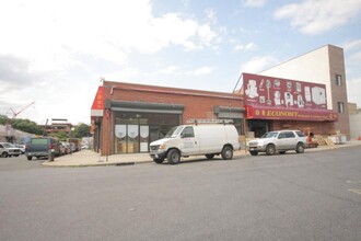 13101 Sanford Ave, Flushing, NY for rent Building Photo- Image 1 of 1