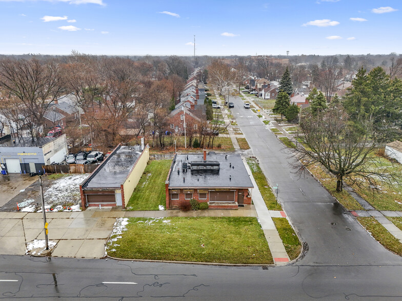 13000 Hayes St, Detroit, MI for sale - Primary Photo - Image 1 of 43