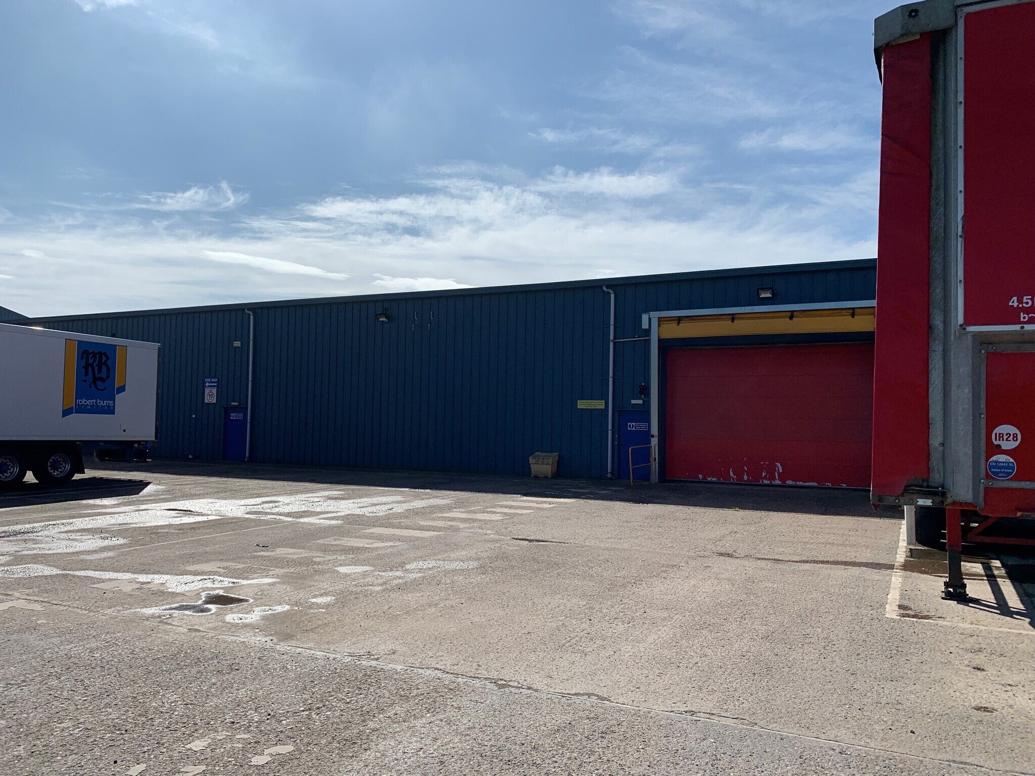 Balmachie Rd, Carnoustie to rent Building Photo- Image 1 of 5