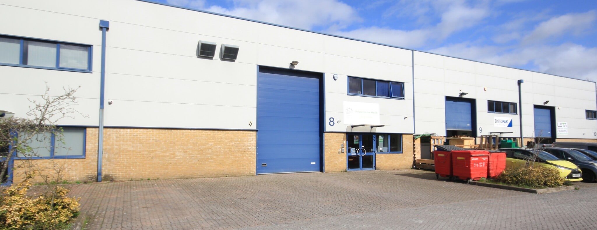 8 Branbridges Rd, East Peckham to rent Building Photo- Image 1 of 4