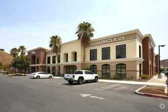 31569 Canyon Estates Dr, Lake Elsinore, CA for sale Primary Photo- Image 1 of 52