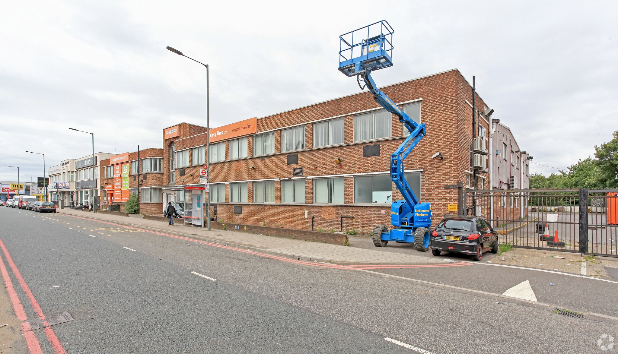North Circular Rd, London for sale Primary Photo- Image 1 of 1