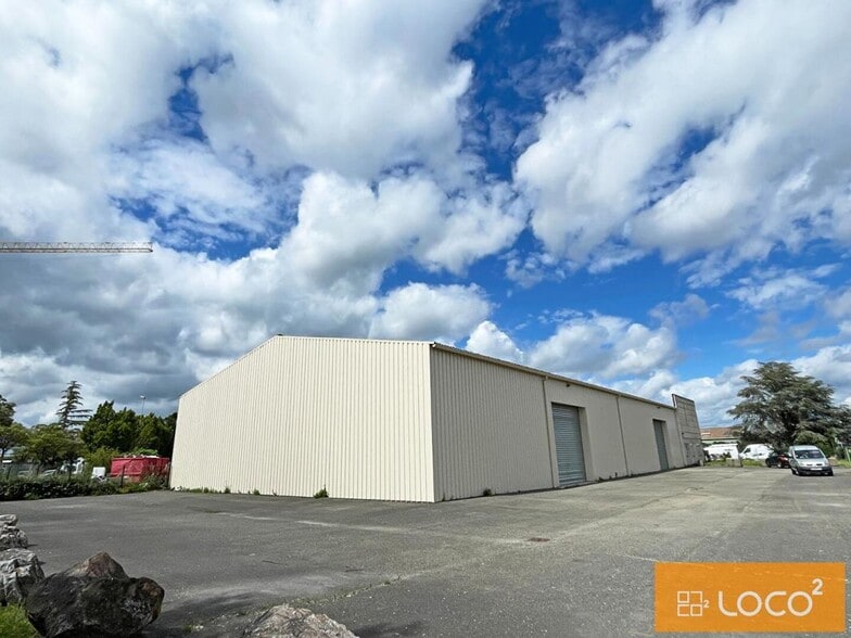 28 Chemin De Garrabot, Colomiers for sale - Building Photo - Image 2 of 7