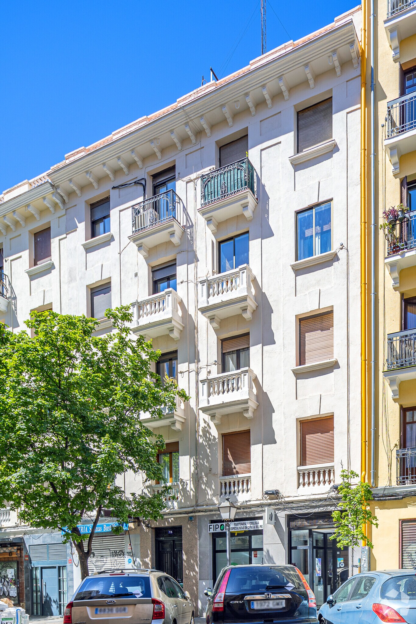 Retail in Madrid, Madrid to rent Primary Photo- Image 1 of 3