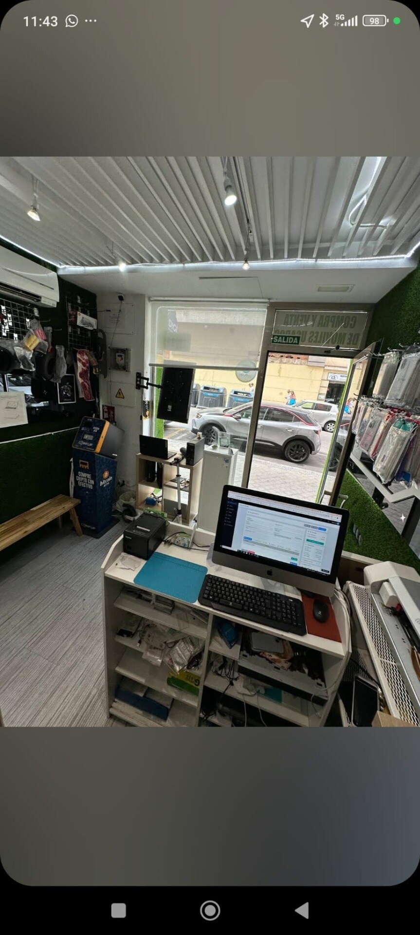 Retail in Madrid, Madrid to rent Interior Photo- Image 1 of 6