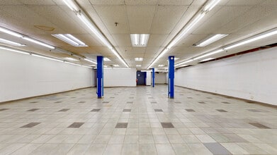 512 W 181st St, New York, NY to rent Matterport 3D Scan- Image 1 of 4