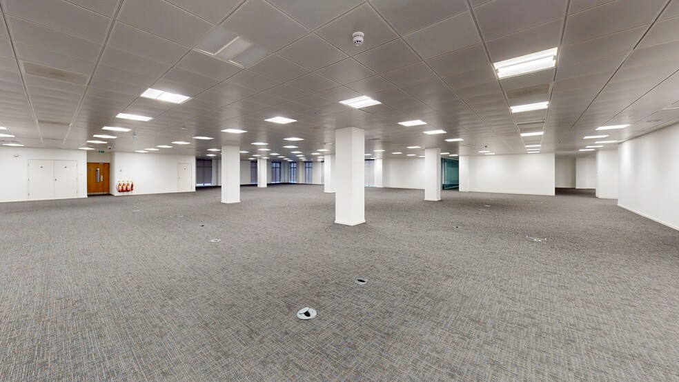 7 Brindleyplace, Birmingham for rent - Matterport 3D Scan - Image 3 of 12