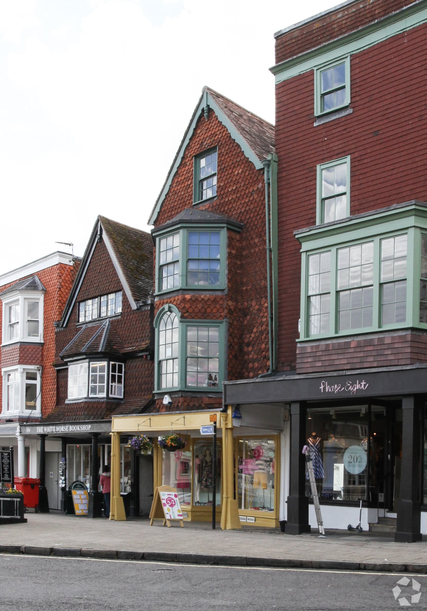 137 High St, Marlborough to rent Primary Photo- Image 1 of 4