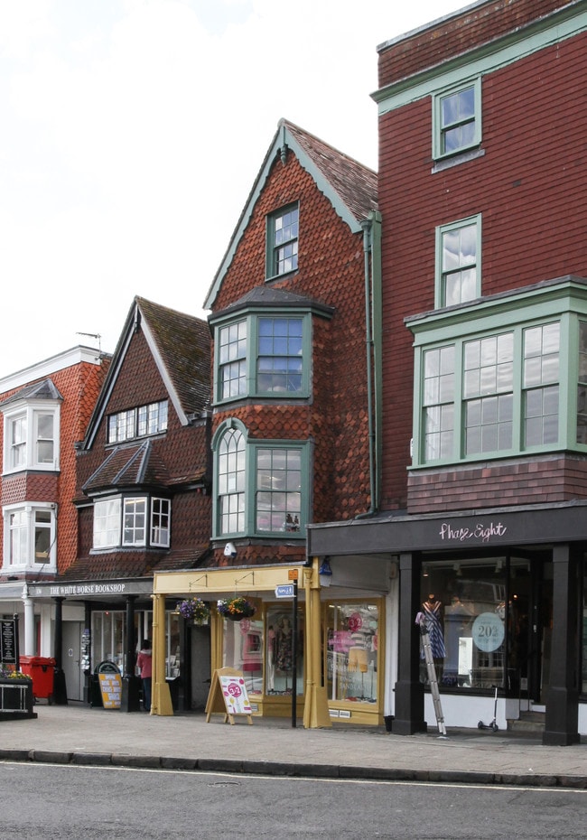 More details for 137 High St, Marlborough - Retail to Rent