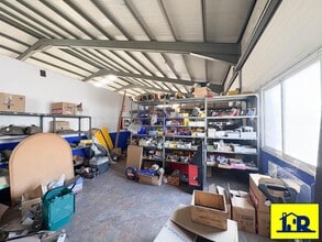 Industrial in Cuenca, Cuenca to rent Interior Photo- Image 2 of 12
