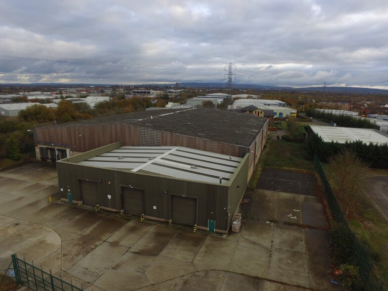 Rabans Ln, Aylesbury for sale - Primary Photo - Image 1 of 1