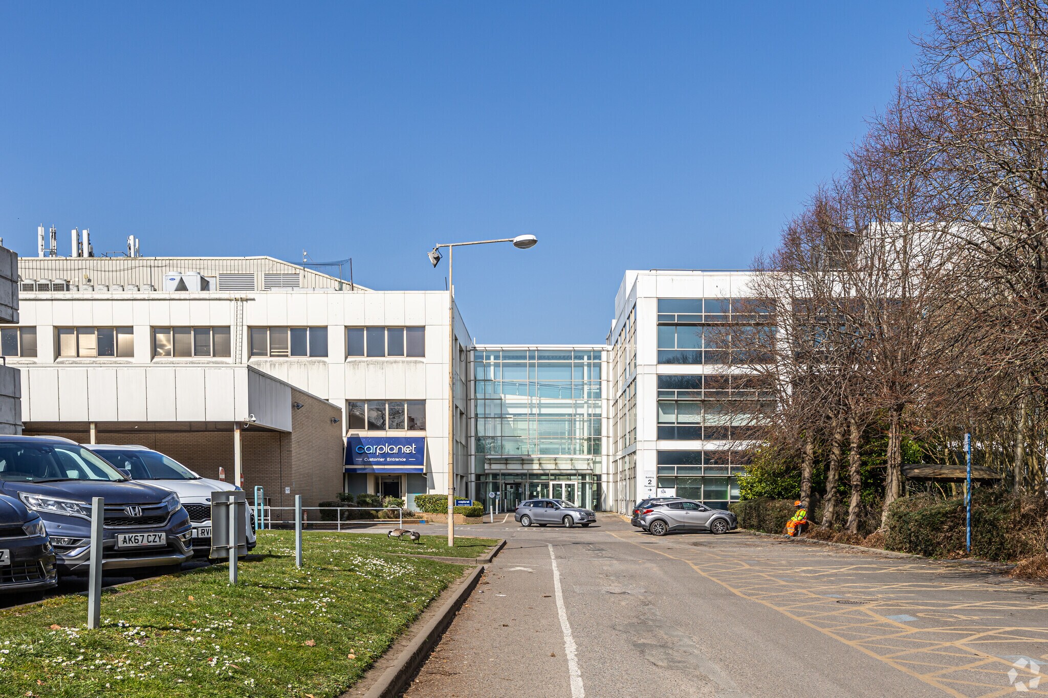 Oakleigh Rd, London for sale Primary Photo- Image 1 of 1