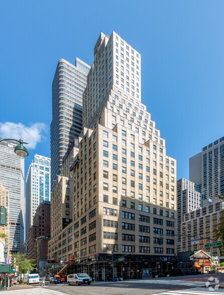 155 E 44th St, New York, NY for rent - Primary Photo - Image 1 of 34