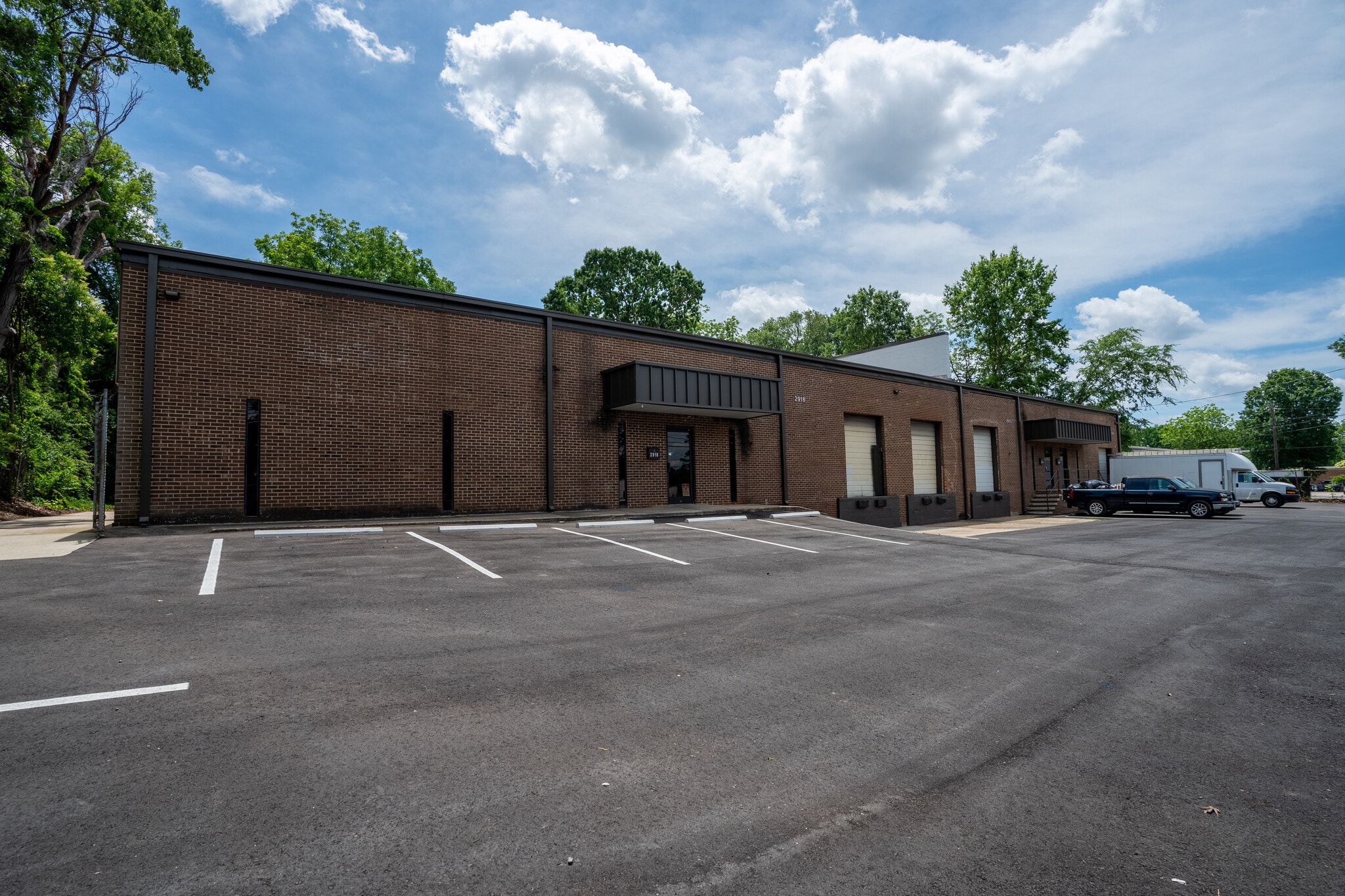 2908-2918 N Graham St, Charlotte, NC to rent Building Photo- Image 1 of 6