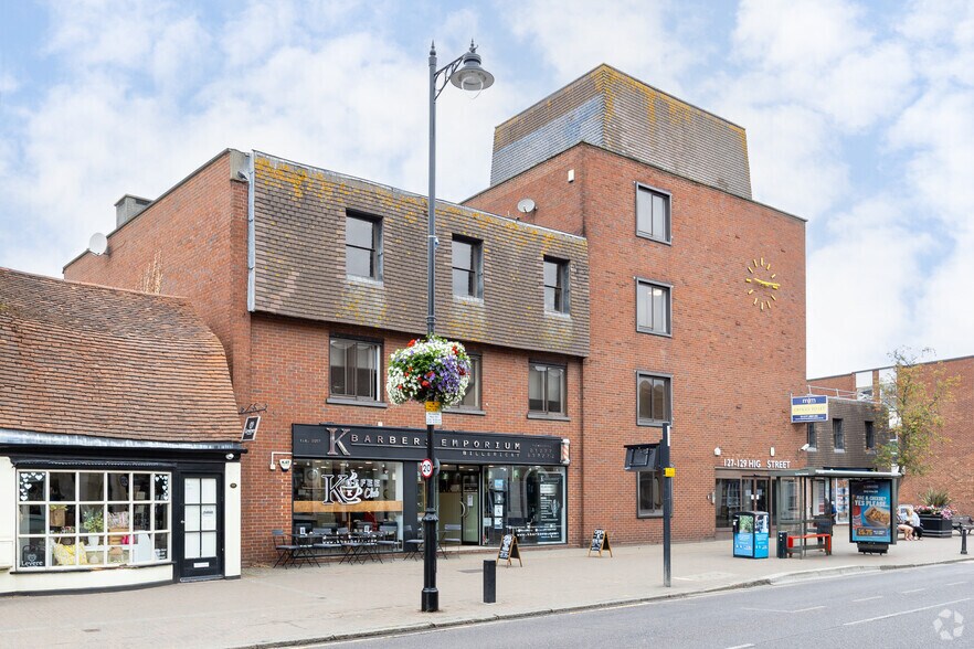 127-129 High St, Billericay to rent - Building Photo - Image 2 of 2