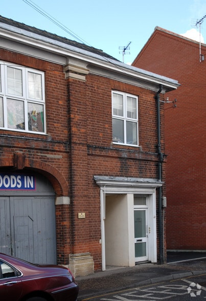 131 High St, Stalham to rent - Building Photo - Image 2 of 2
