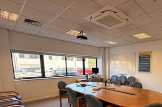 Eastern Rd, Ashburton to rent Interior Photo- Image 2 of 3